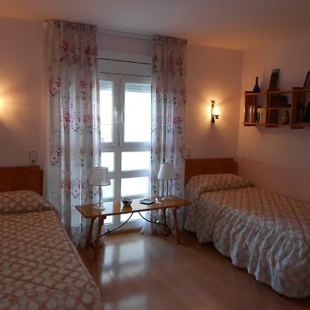 Elypalace 1-3 *